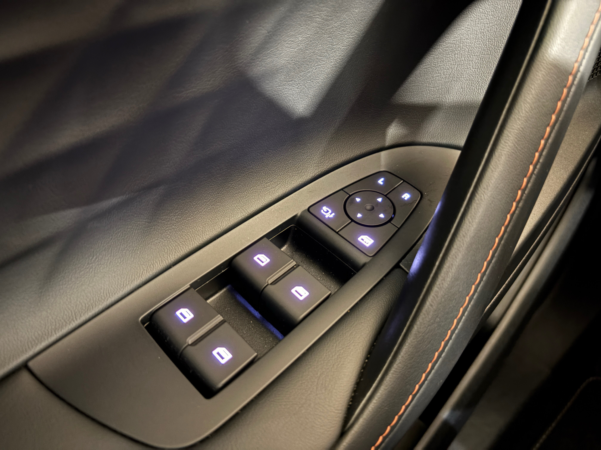 Billede af MG HS 1,5 T GDI  Plugin-hybrid Luxury 272HK 5d Aut.