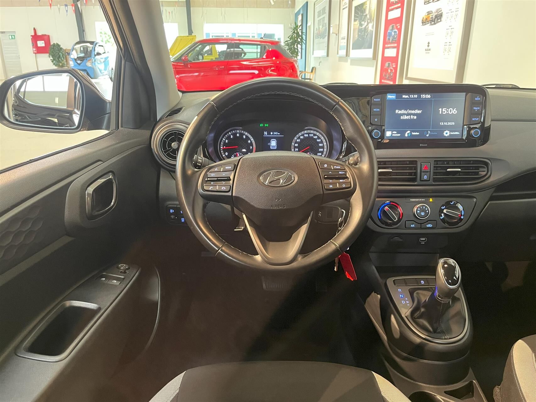 Billede af Hyundai i10 1,0 Essential AMT 67HK 5d Aut.