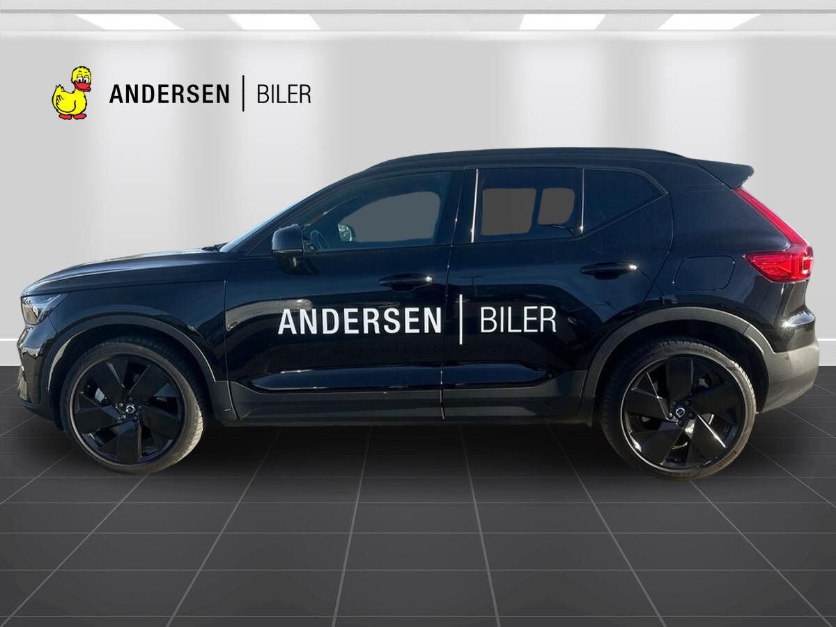 Billede af Volvo EX40 Single Motor Extended Range Black Edition 252HK 5d Aut.