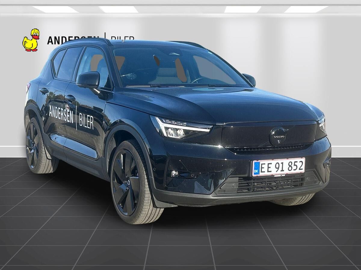 Billede af Volvo EX40 Single Motor Extended Range Black Edition 252HK 5d Aut.
