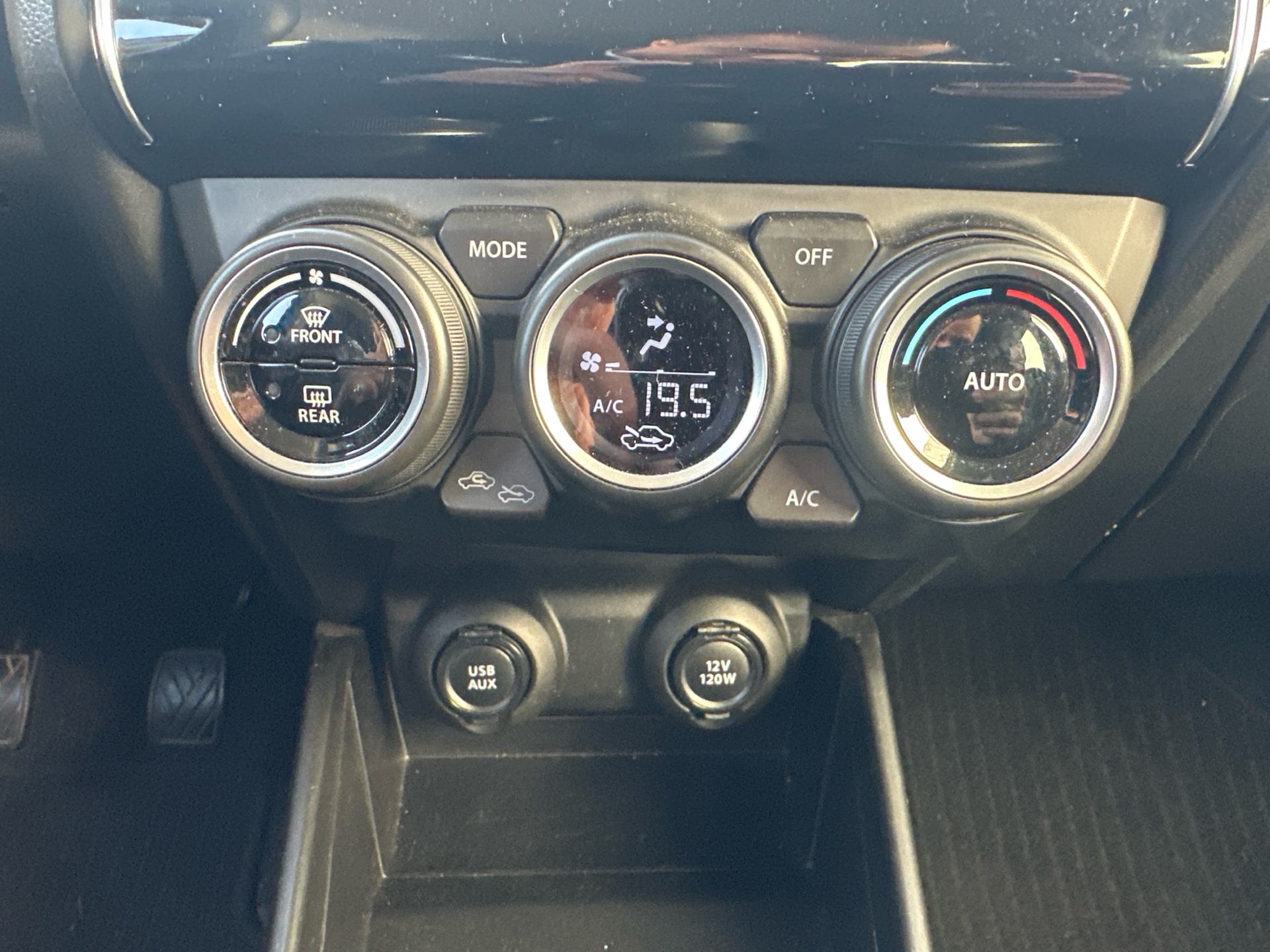 Billede af Suzuki Swift 1,2 Dualjet  Mild hybrid Exclusive AEB 83HK 5d