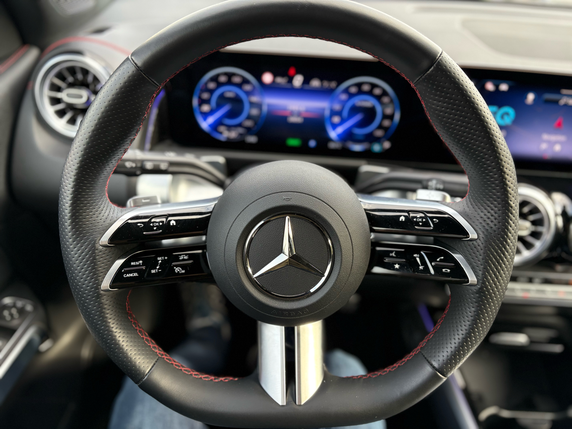 Billede af Mercedes-Benz EQB 350 EL AMG Advance 4Matic 292HK 5d Aut.