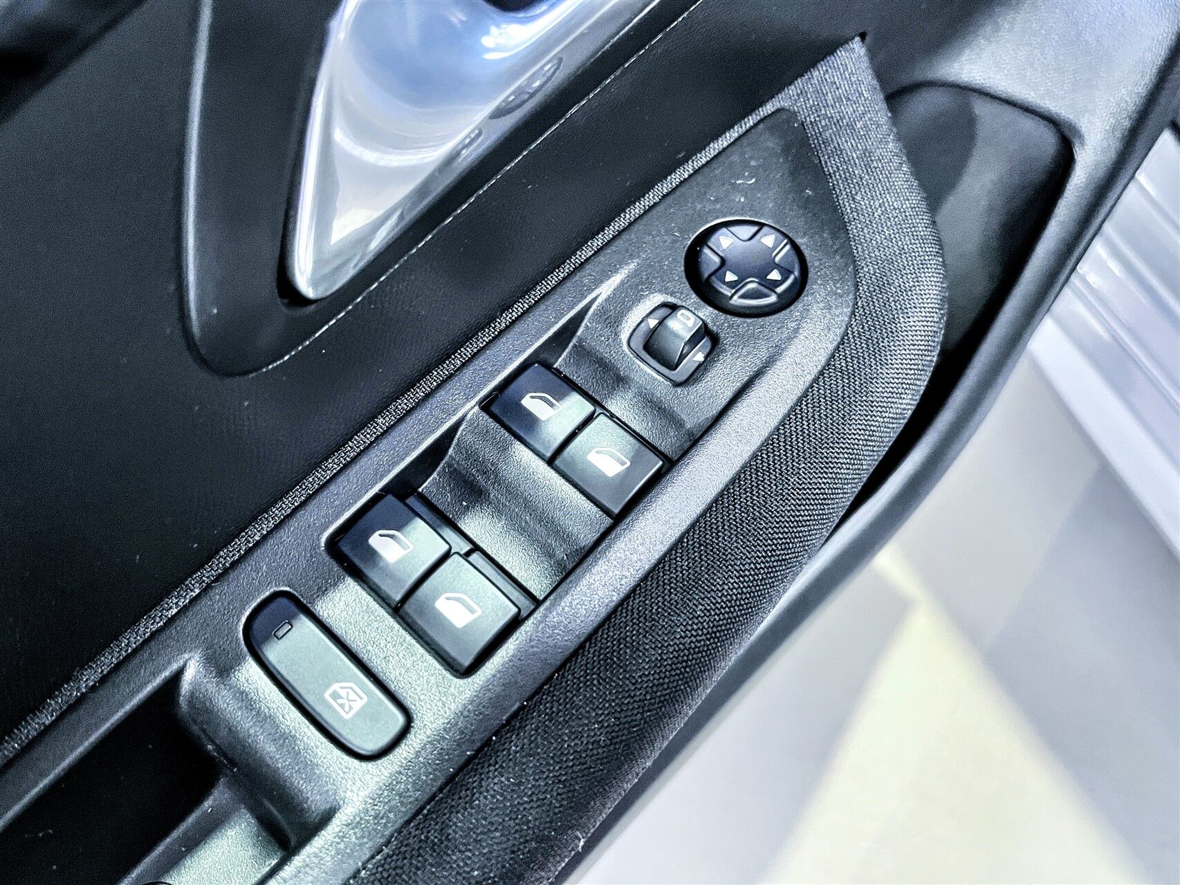 Billede af Peugeot e-208 EL Active 136HK 5d Aut.