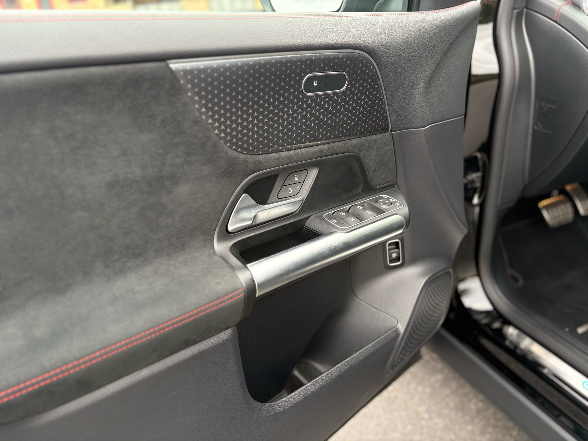 Billede af Mercedes-Benz EQA 350 EL AMG Advance 4Matic 292HK 5d Aut.