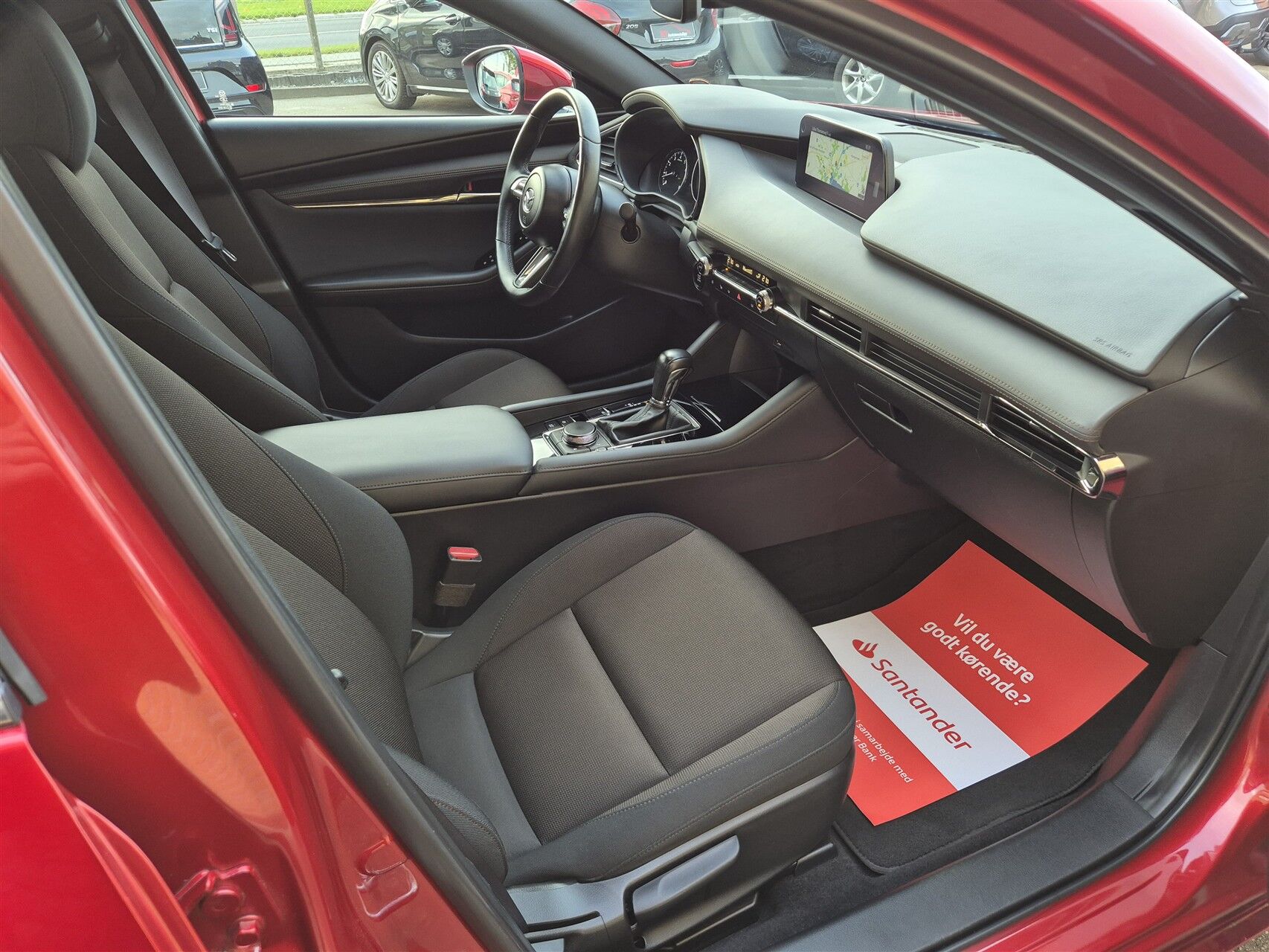 Billede af Mazda 3 2,0 Skyactiv-G  Mild hybrid Sky m. Technology Pack 122HK 5d 6g Aut.