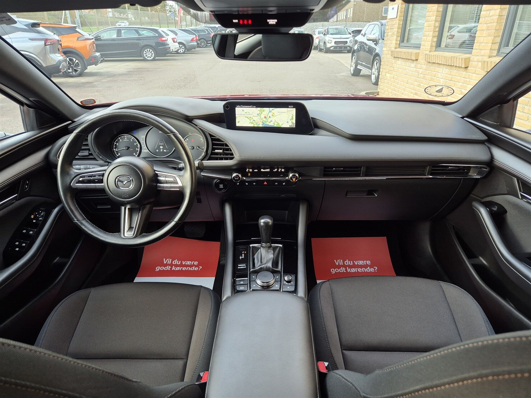 Billede af Mazda 3 2,0 Skyactiv-G  Mild hybrid Sky m. Technology Pack 122HK 5d 6g Aut.