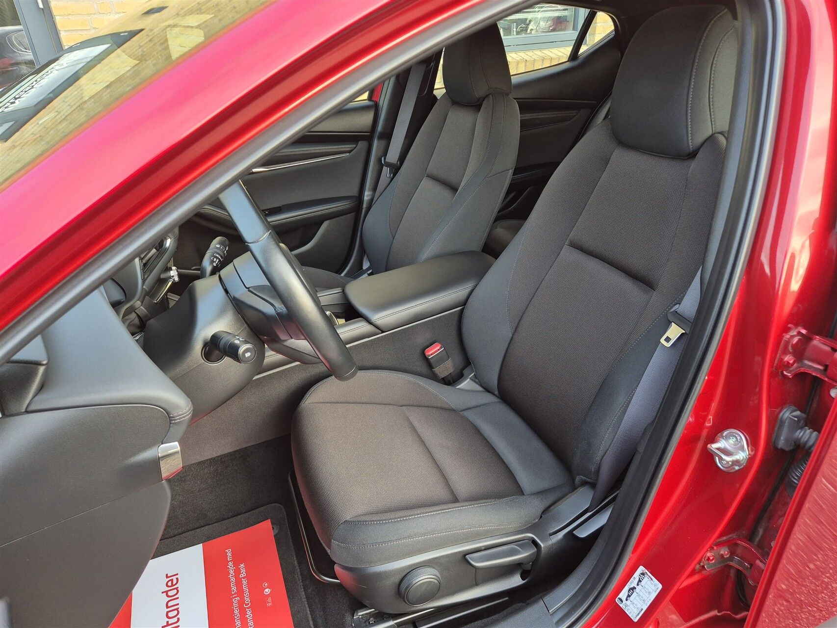 Billede af Mazda 3 2,0 Skyactiv-G  Mild hybrid Sky m. Technology Pack 122HK 5d 6g Aut.