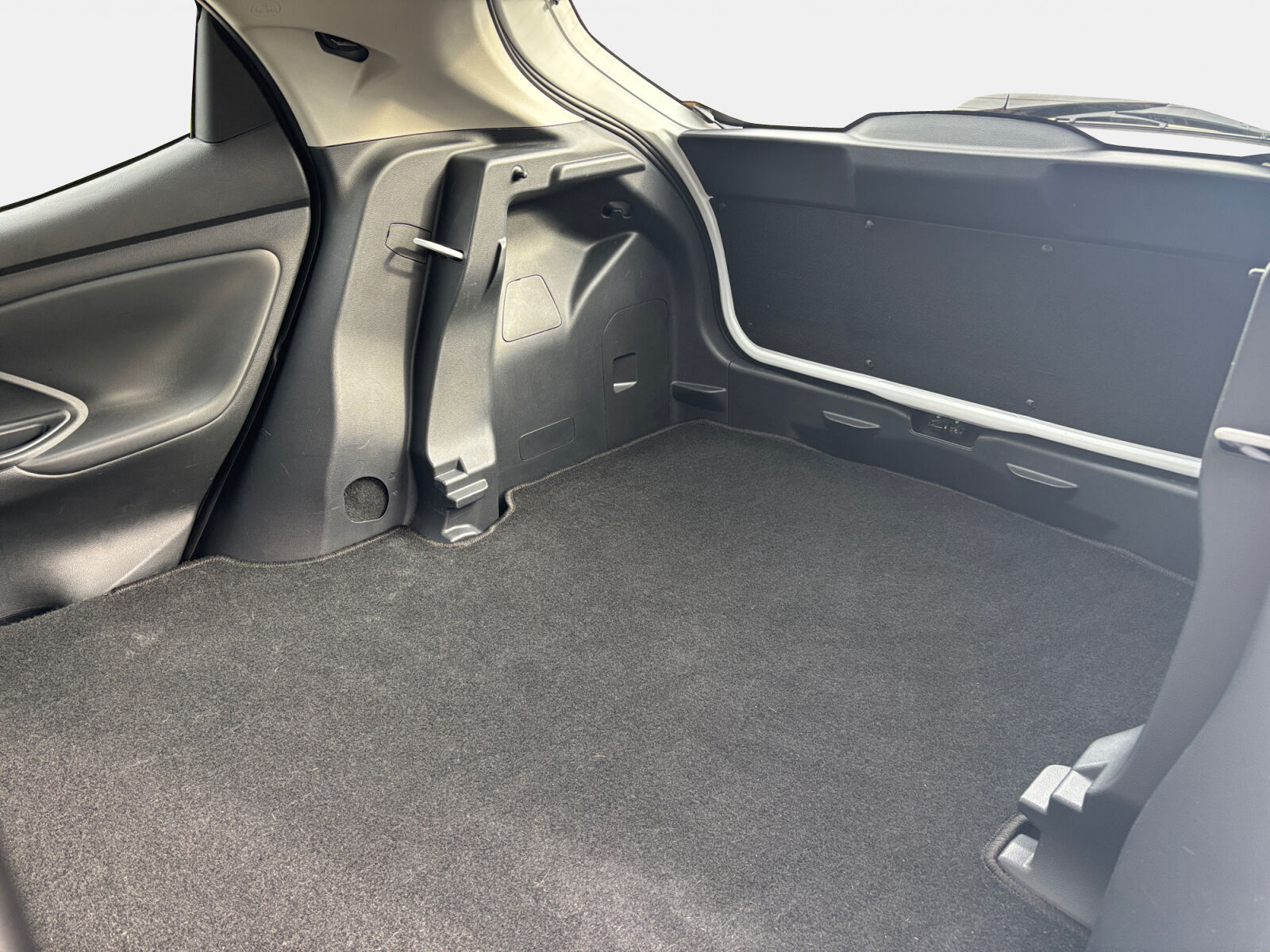 Billede af Toyota Yaris 1,5 Hybrid Essential 116HK 5d Trinl. Gear