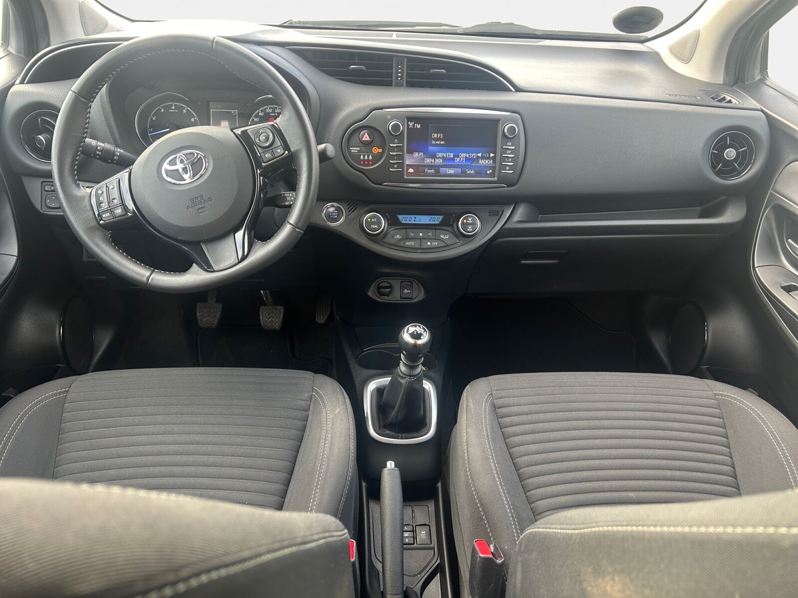 Billede af Toyota Yaris 1,5 VVT-I T3 Smartpakke 111HK 5d 6g