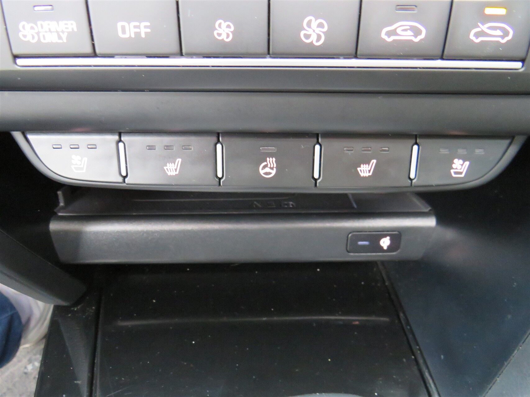 Billede af Kia XCeed 1,6 GDI  Plugin-hybrid Upgrade DCT 141HK 5d 6g Aut.