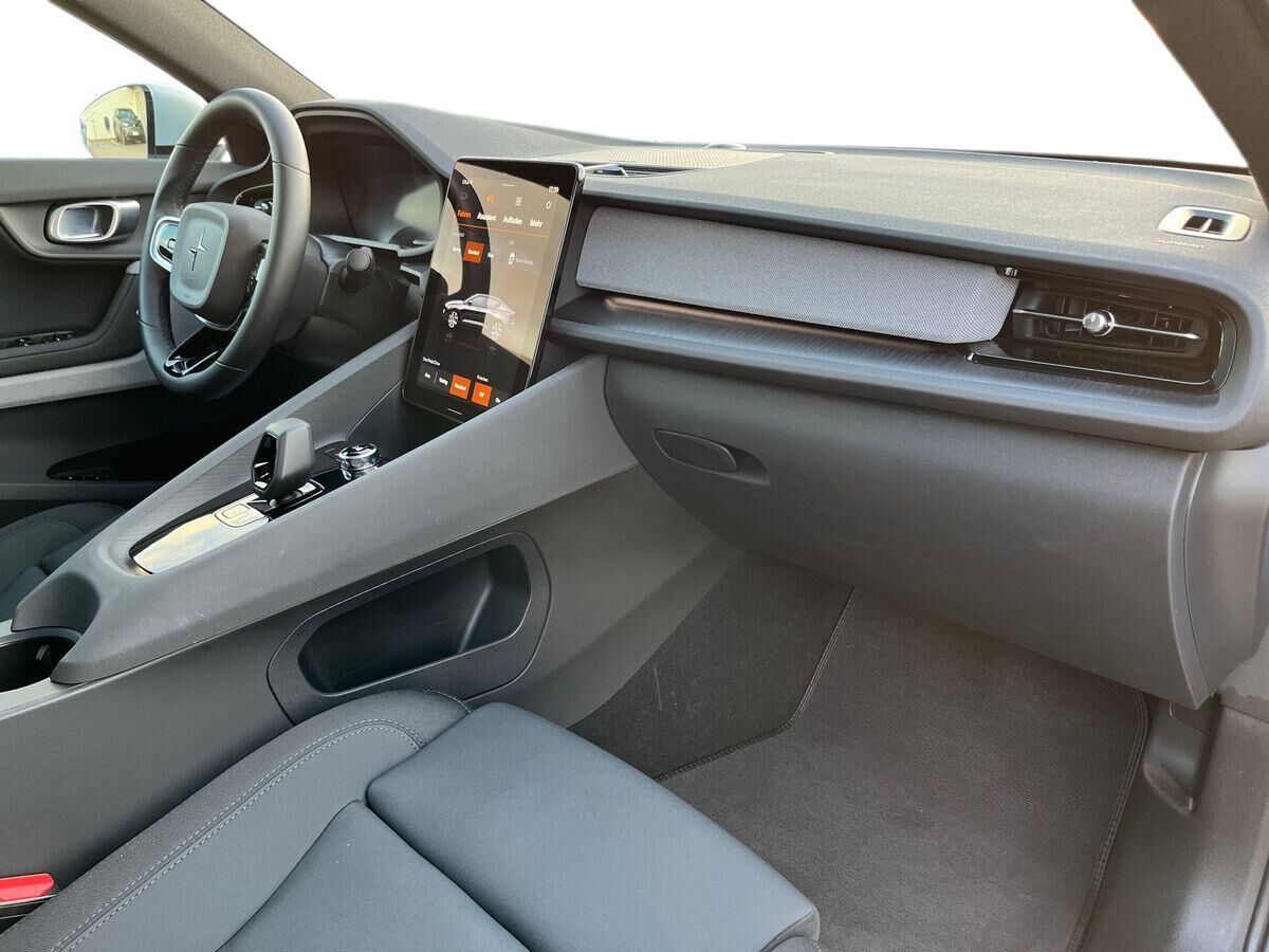 Billede af Polestar 2 EL Long Range Single motor Plus 231HK 5d Aut.