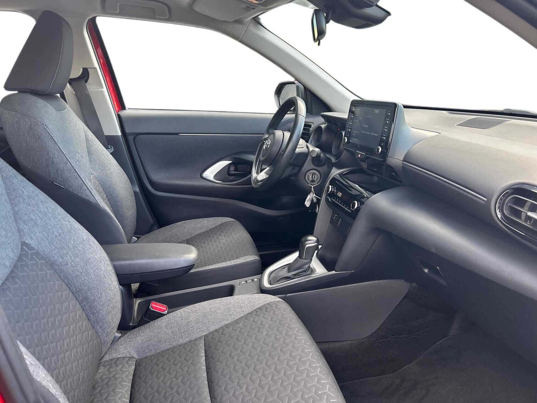 Billede af Toyota Yaris Cross 1,5 Hybrid Essential Comfort 116HK 5d Trinl. Gear