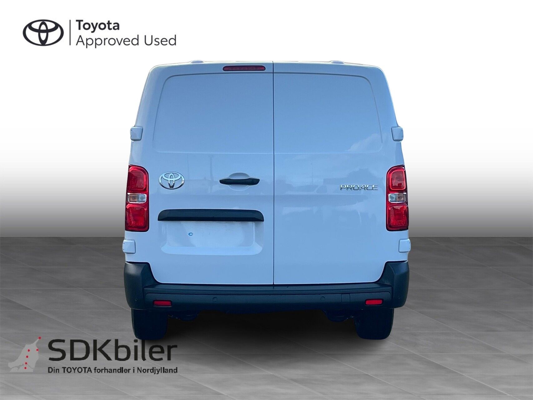 Billede af Toyota Proace Long 2,0 D Comfort Master m/Alm adskillelse - SmartCargo 144HK Van 8g Aut.