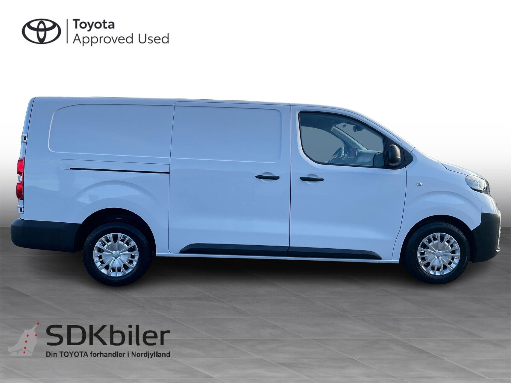Billede af Toyota Proace Long 2,0 D Comfort Master m/Alm adskillelse - SmartCargo 144HK Van 8g Aut.