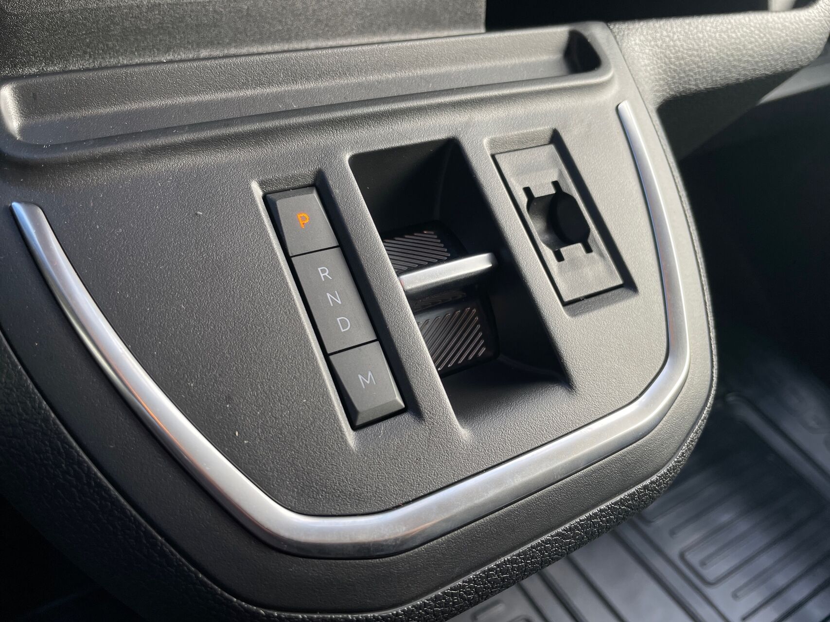 Billede af Toyota Proace Long 2,0 D Comfort Master m/Alm adskillelse - SmartCargo 144HK Van 8g Aut.