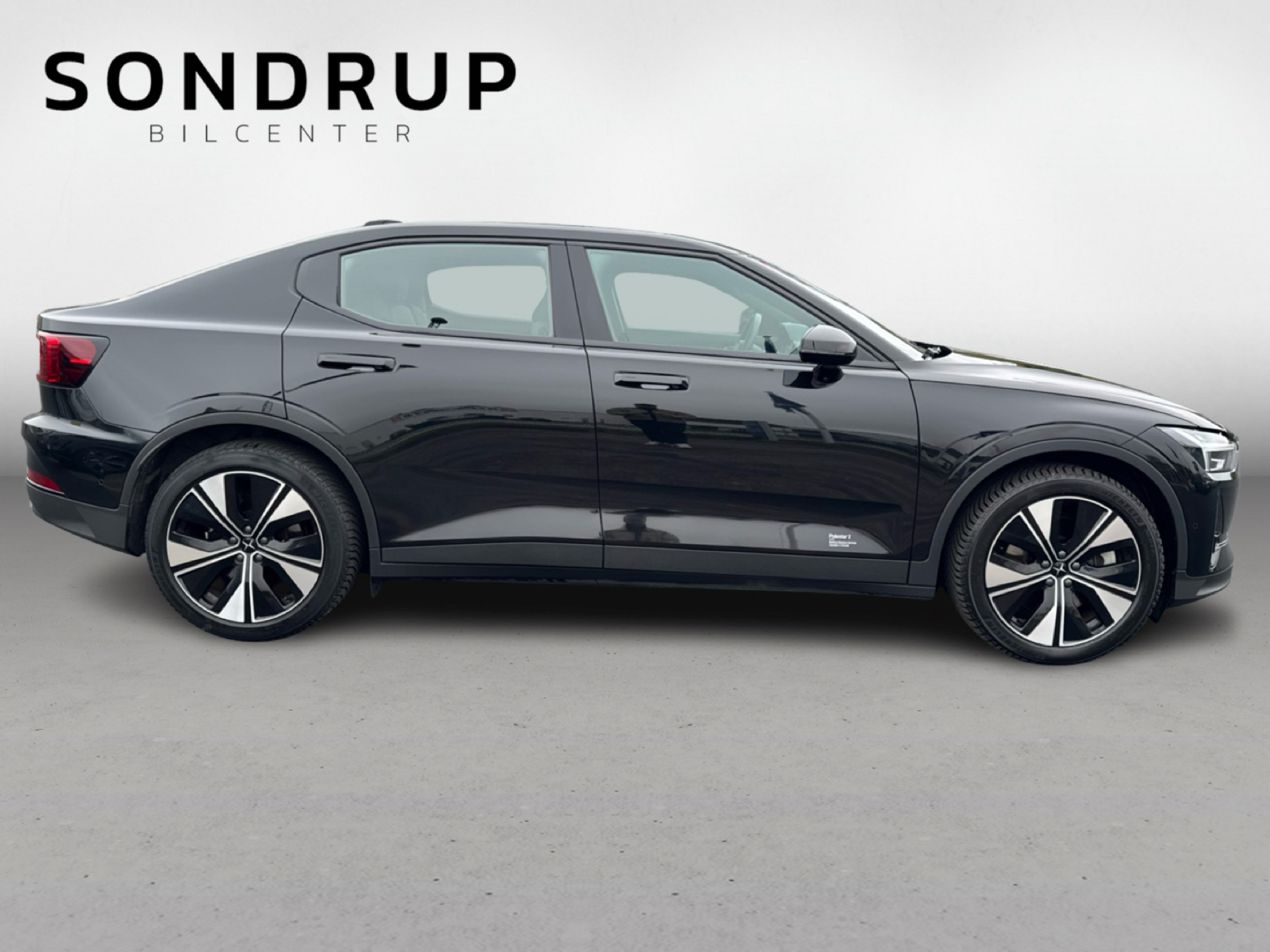 Billede af Polestar 2 EL Long Range Single motor Plus 231HK 5d Aut.