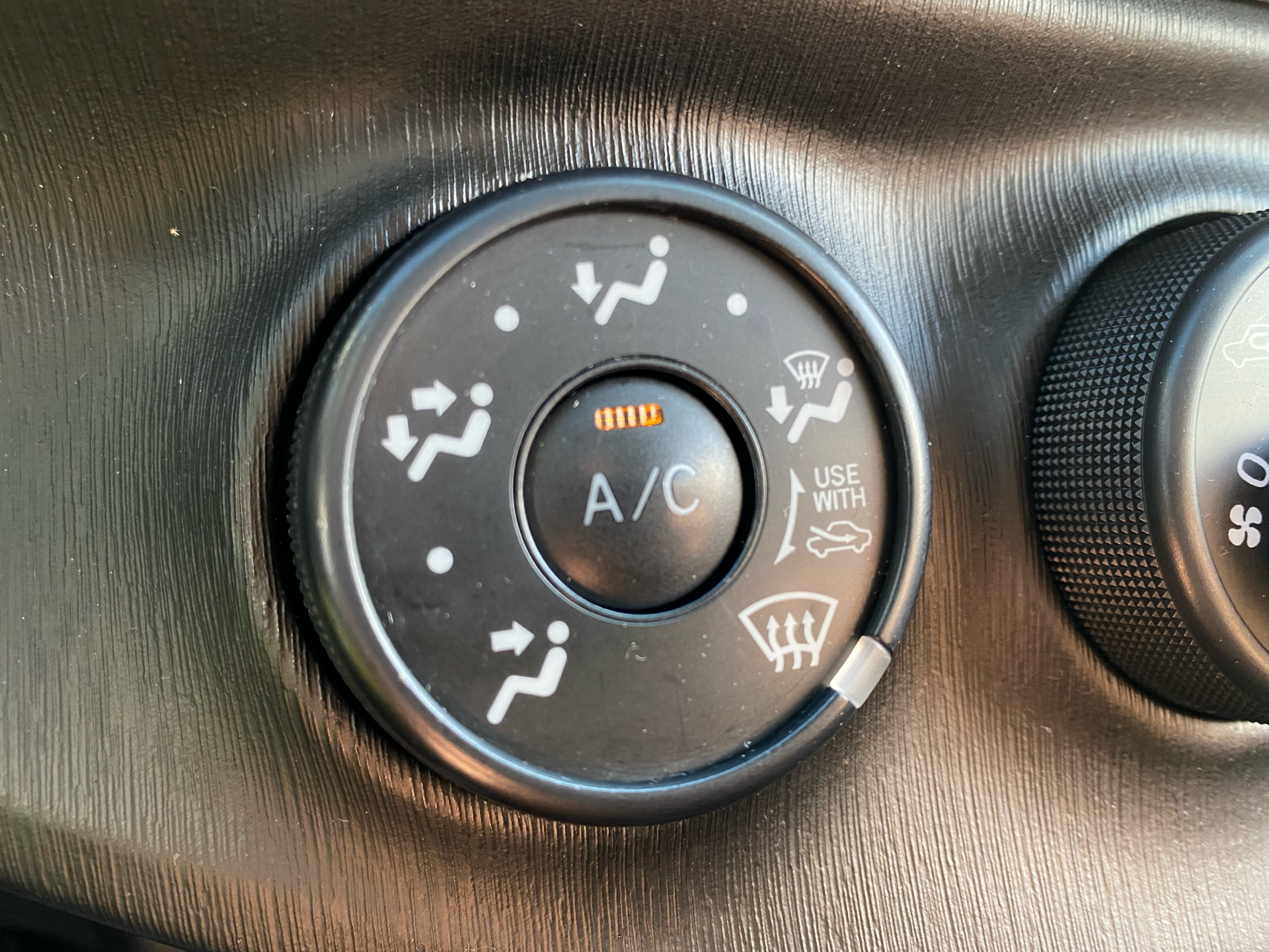 Billede af Toyota Yaris 1,0 VVT-I T1 69HK 5d