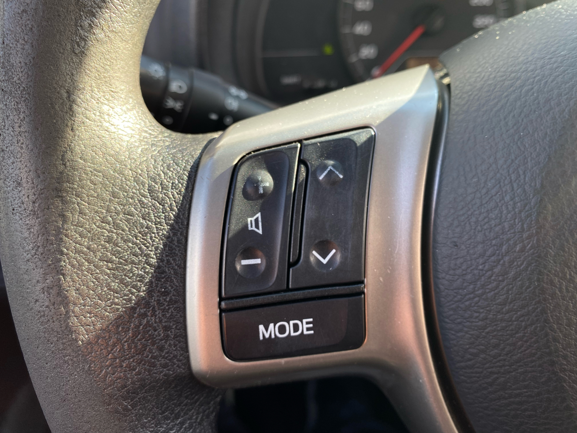 Billede af Toyota Yaris 1,0 VVT-I T1 69HK 5d