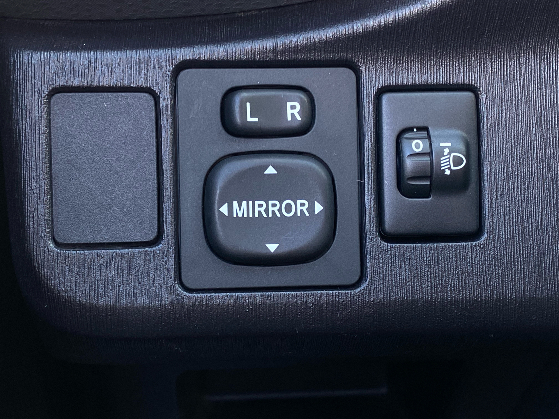 Billede af Toyota Yaris 1,0 VVT-I T1 69HK 5d