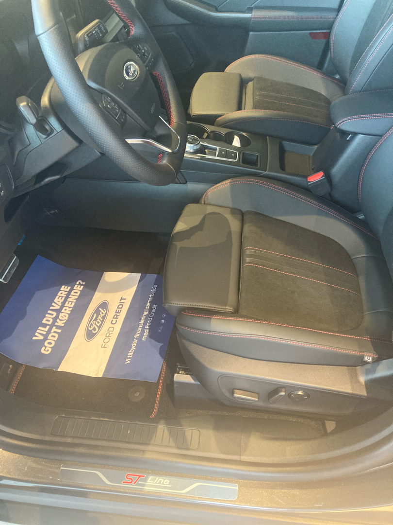 Billede af Ford Kuga 2,5 Plugin-hybrid ST-Line X CVT 243HK 5d Aut.