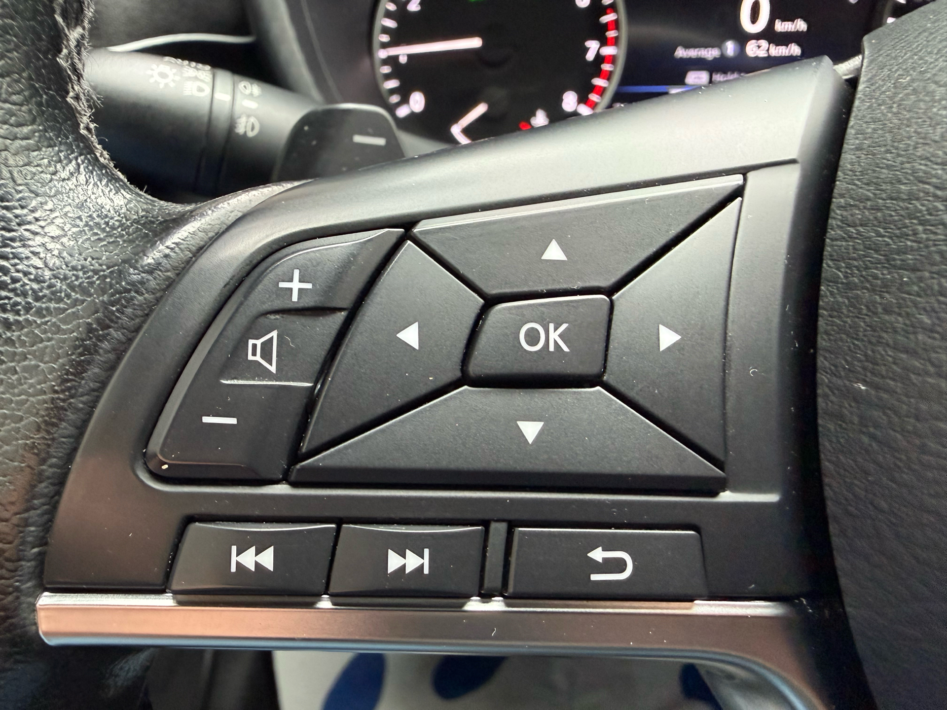 Billede af Nissan Juke 1,0 Dig-T N-Design DCT 117HK 5d 7g Aut.