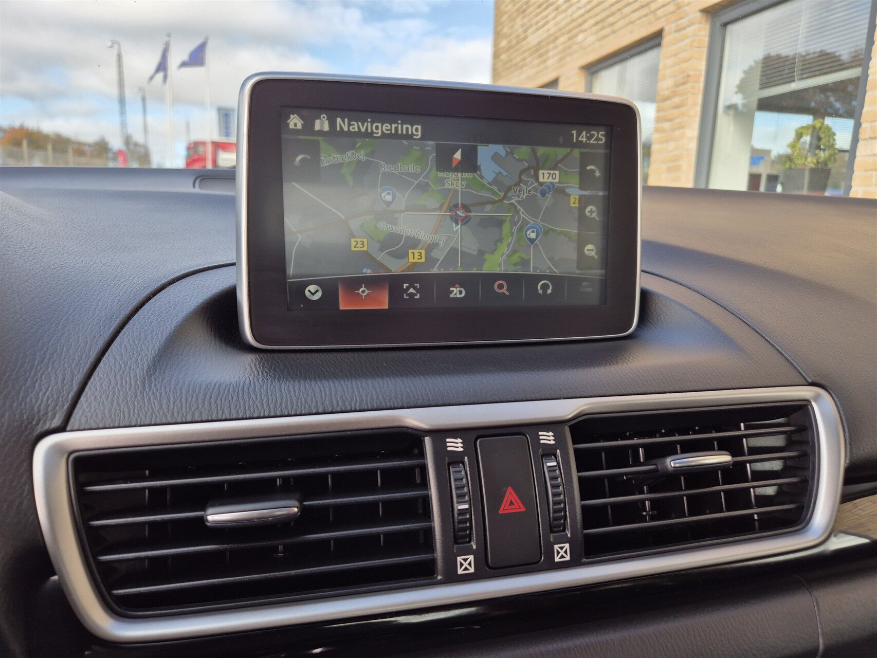 Billede af Mazda 3 2,0 Skyactiv-G Vision 120HK 6g