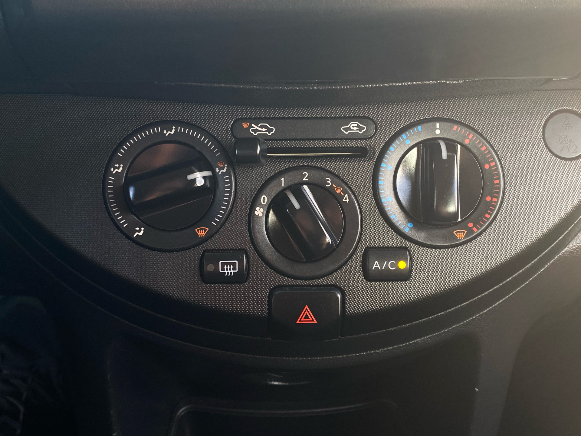 Billede af Nissan Note 1,6 16V Acenta 110HK 5d