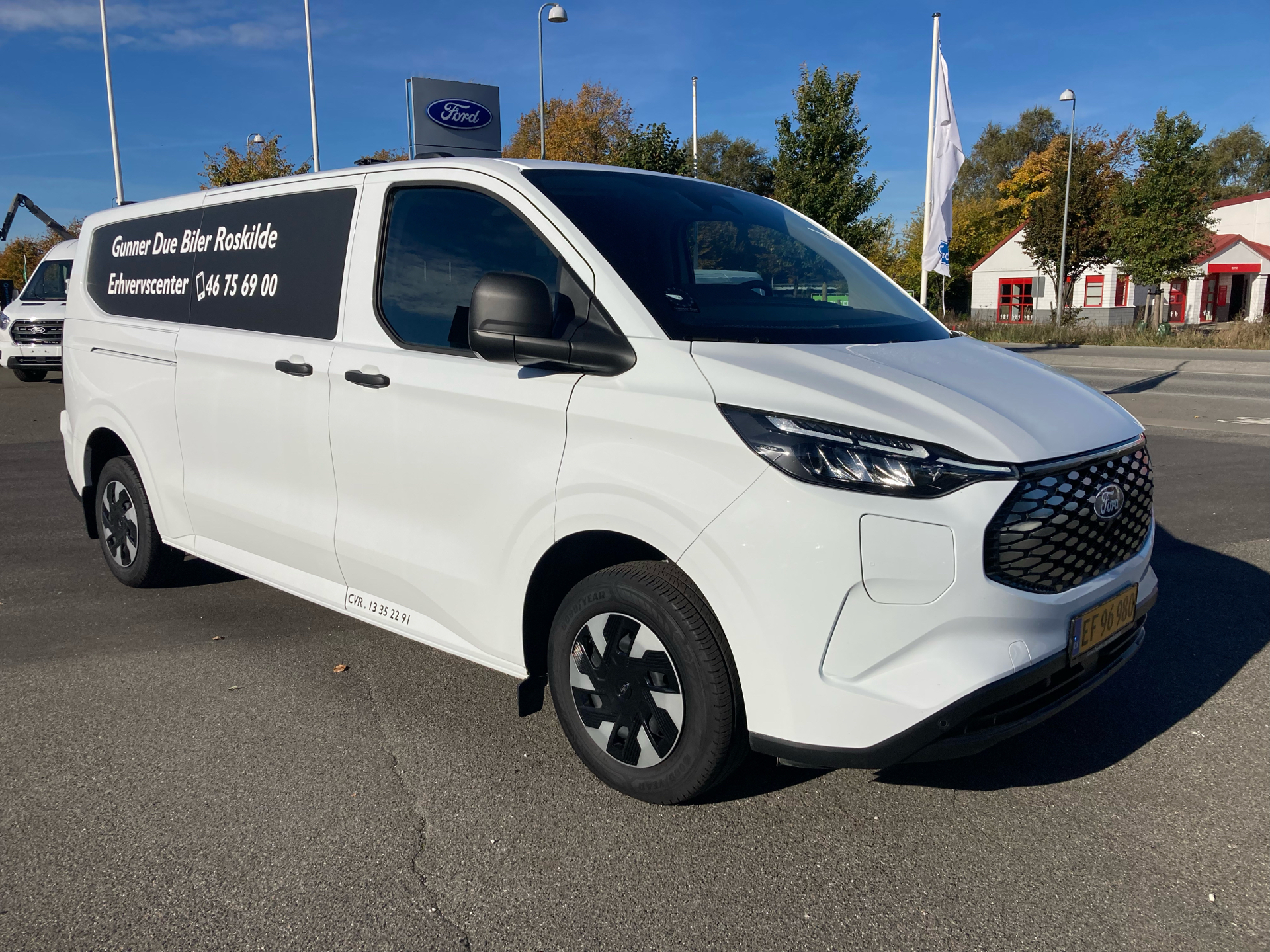Billede af Ford E-Transit Custom 320 L2H1 EL Trend 218HK Van Aut.