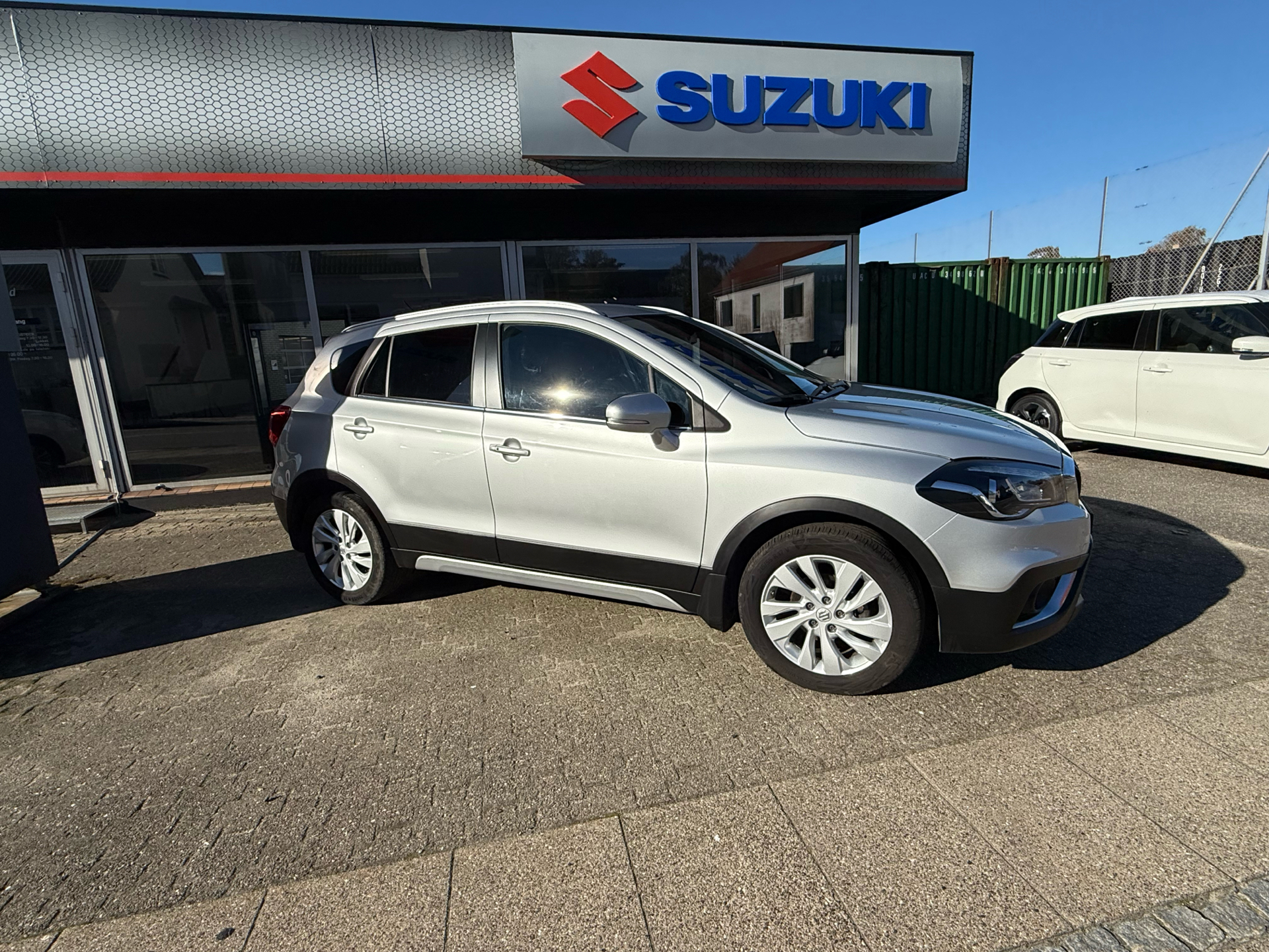 Billede af Suzuki S-Cross 1,0 Boosterjet Active 112HK 5d