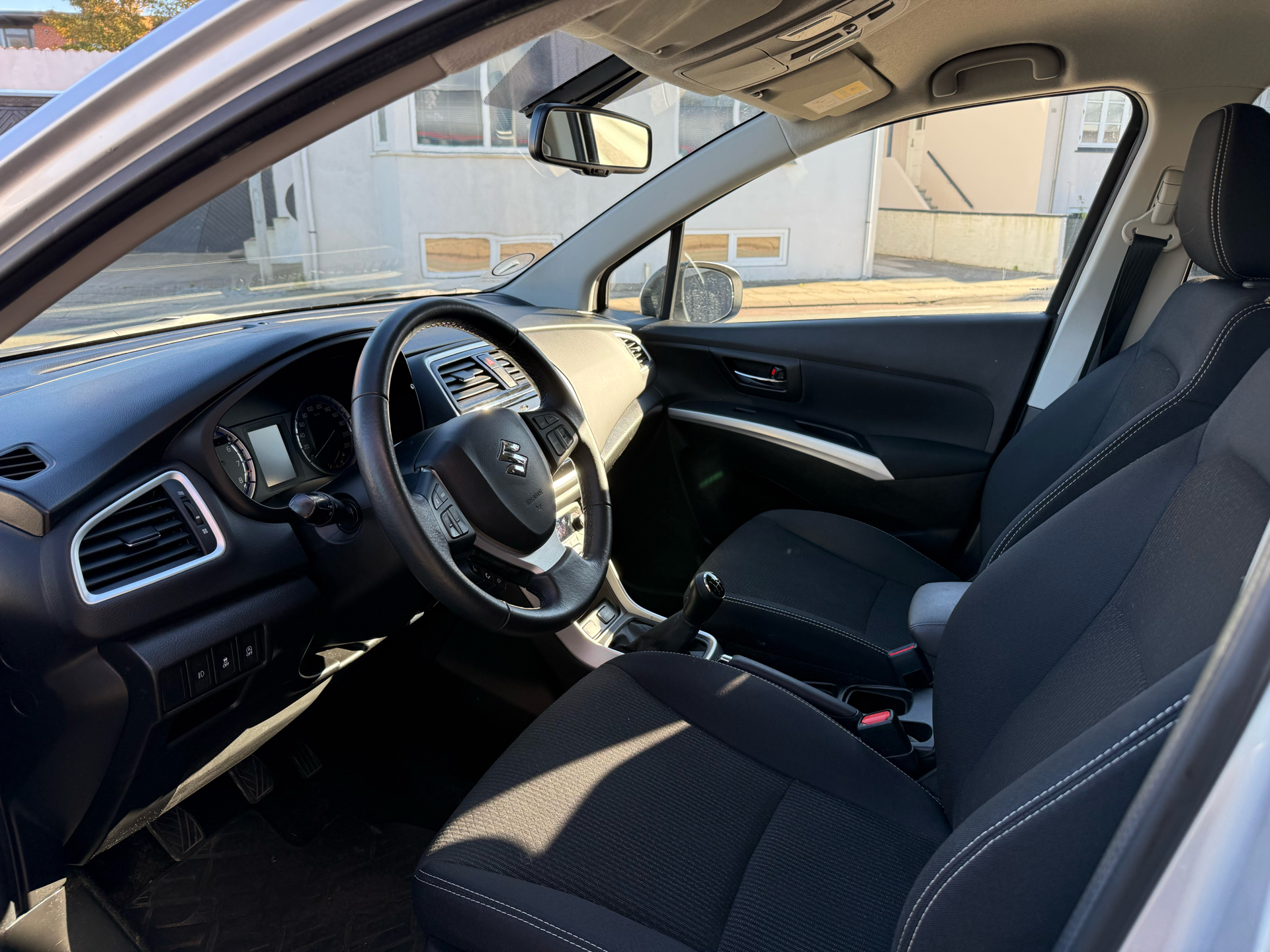 Billede af Suzuki S-Cross 1,0 Boosterjet Active 112HK 5d