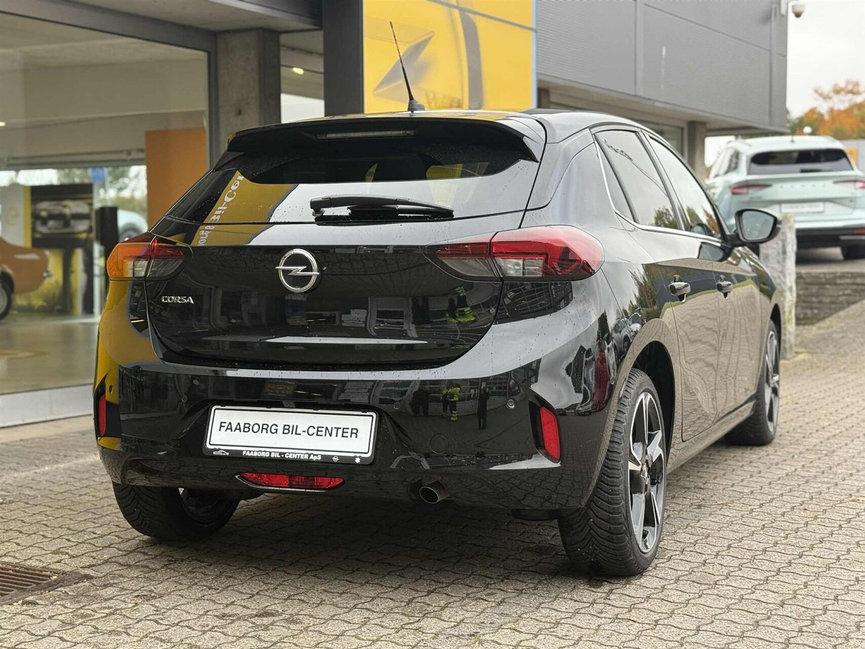Billede af Opel Corsa 1,2 PureTech Black 100HK 5d 6g