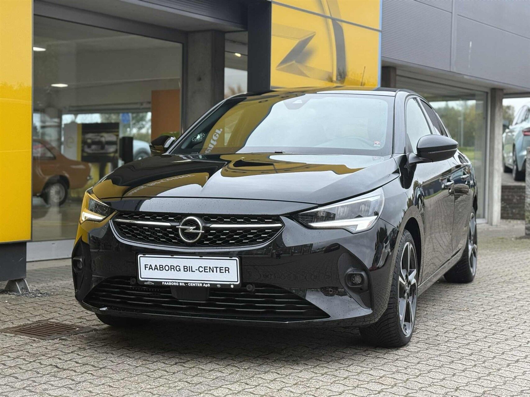 Billede af Opel Corsa 1,2 PureTech Black 100HK 5d 6g