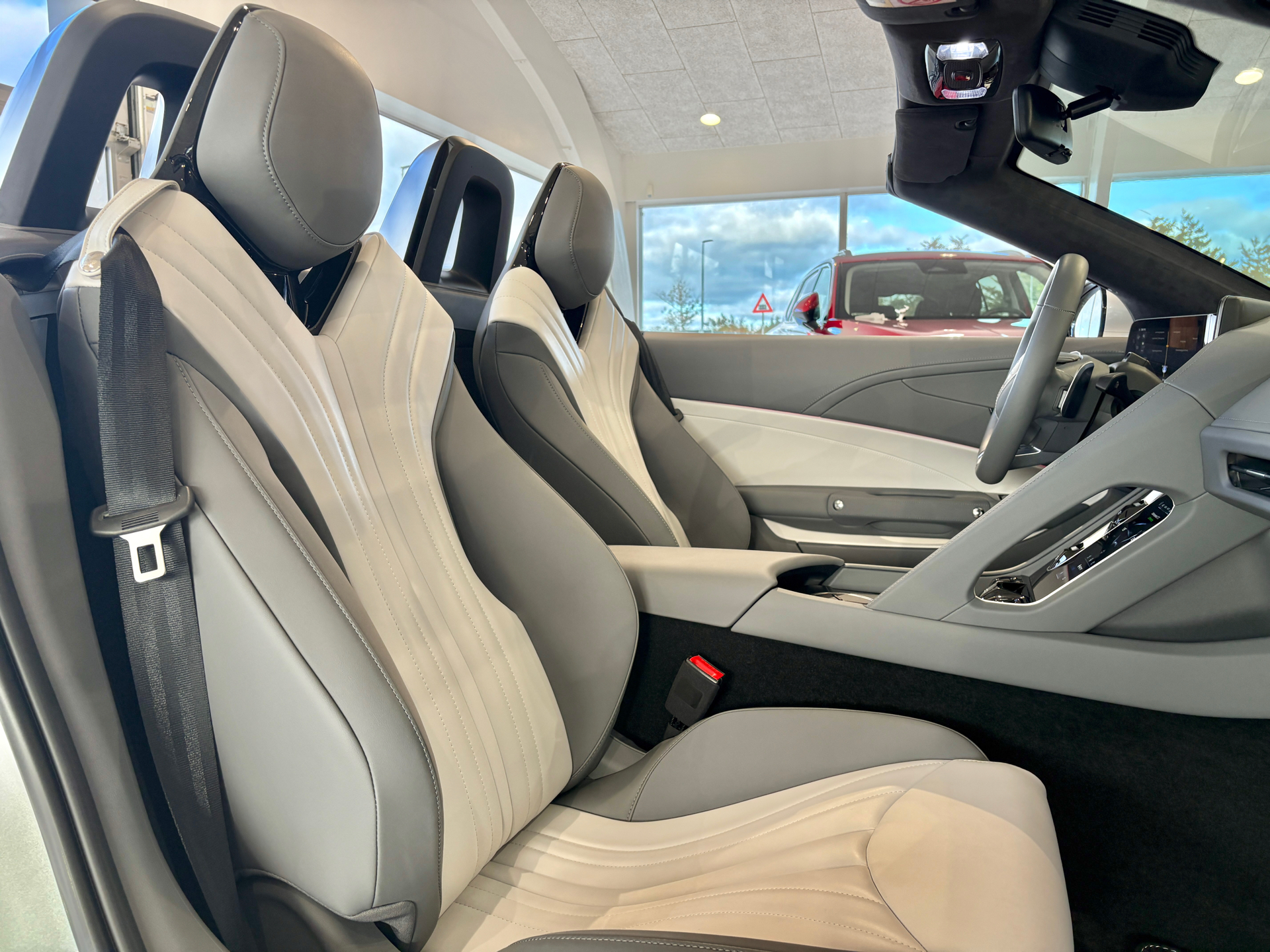 Billede af MG Cyberster EL Long Range Trophy 4x4 340HK Cabr. Aut.