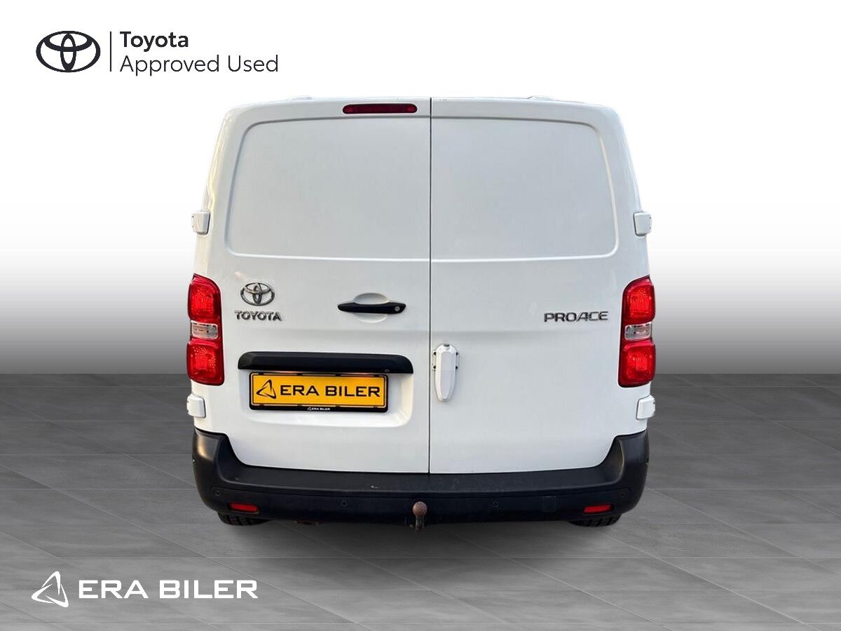 Billede af Toyota Proace Medium 2,0 D Comfort Master 122HK Van 6g