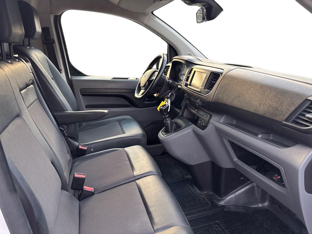 Billede af Toyota Proace Medium 2,0 D Comfort Master 122HK Van 6g