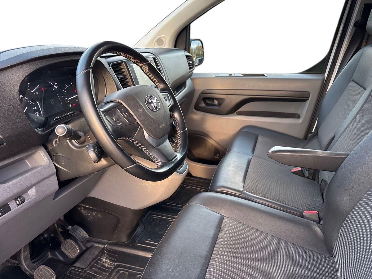 Billede af Toyota Proace Medium 2,0 D Comfort Master 122HK Van 6g