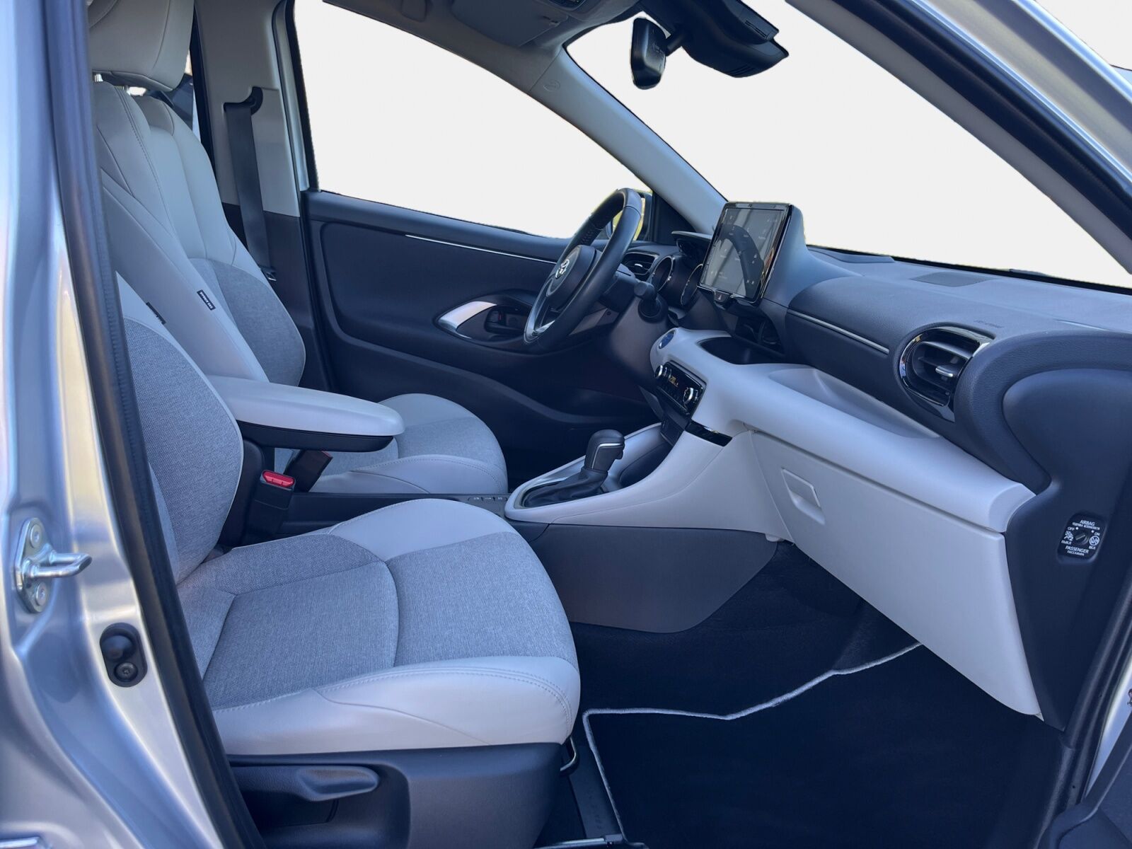 Billede af Toyota Yaris 1,5 Hybrid Elegant 116HK 5d Trinl. Gear