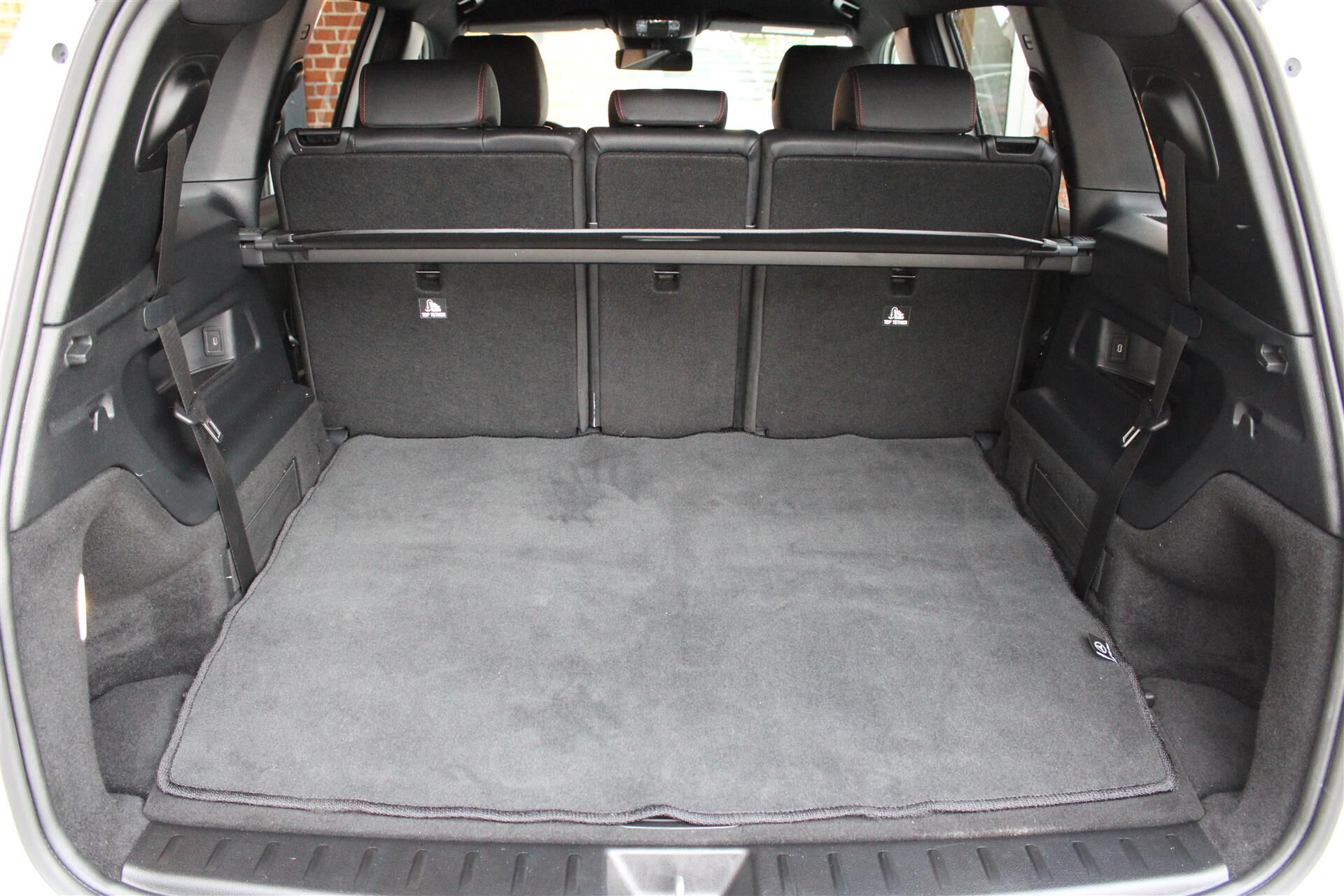 Billede af Mercedes-Benz EQB 350 7 pers. EL AMG Line 4Matic 292HK 5d Aut.