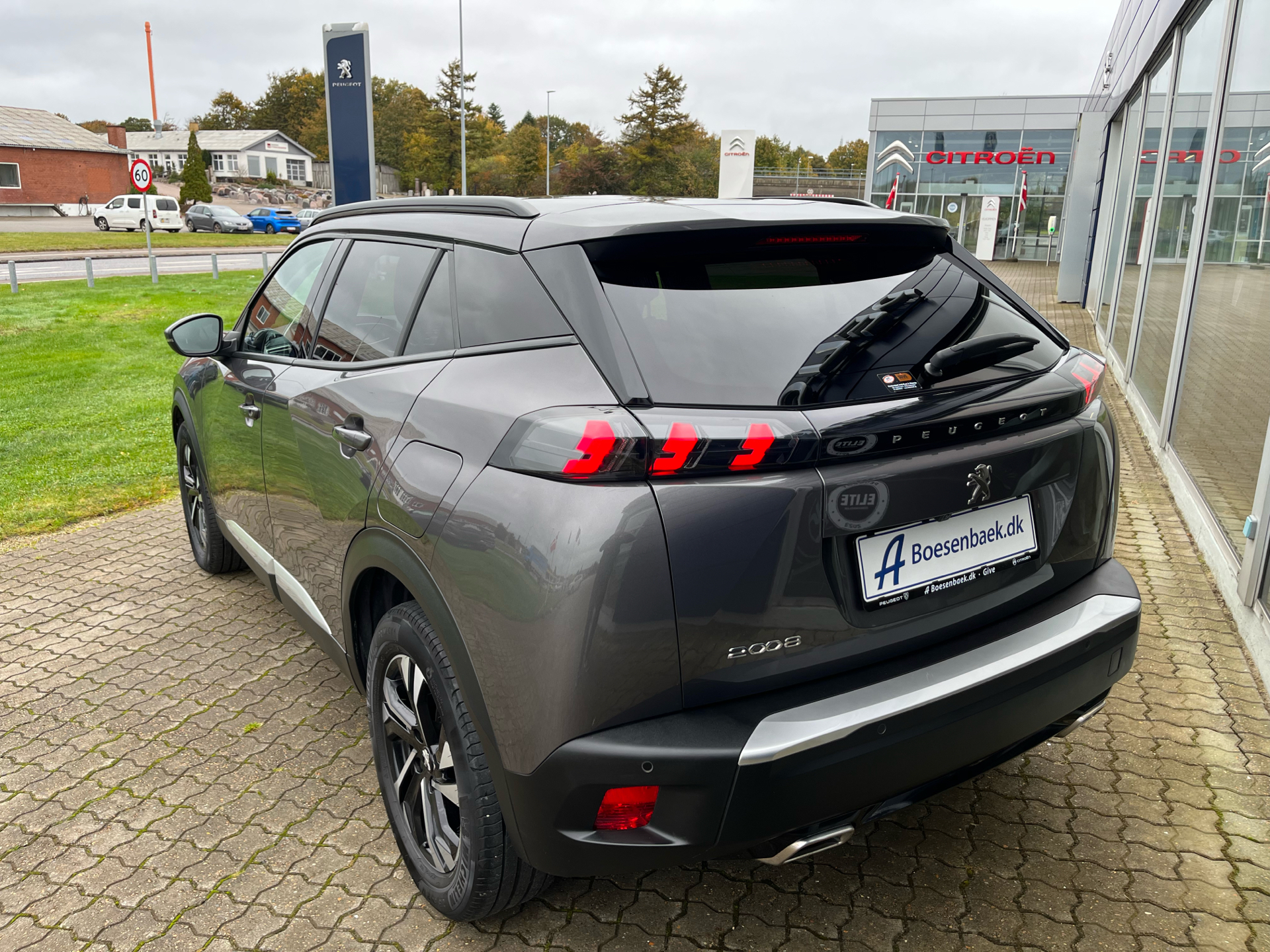 Billede af Peugeot 2008 1,2 PureTech Allure Grand 130HK 5d