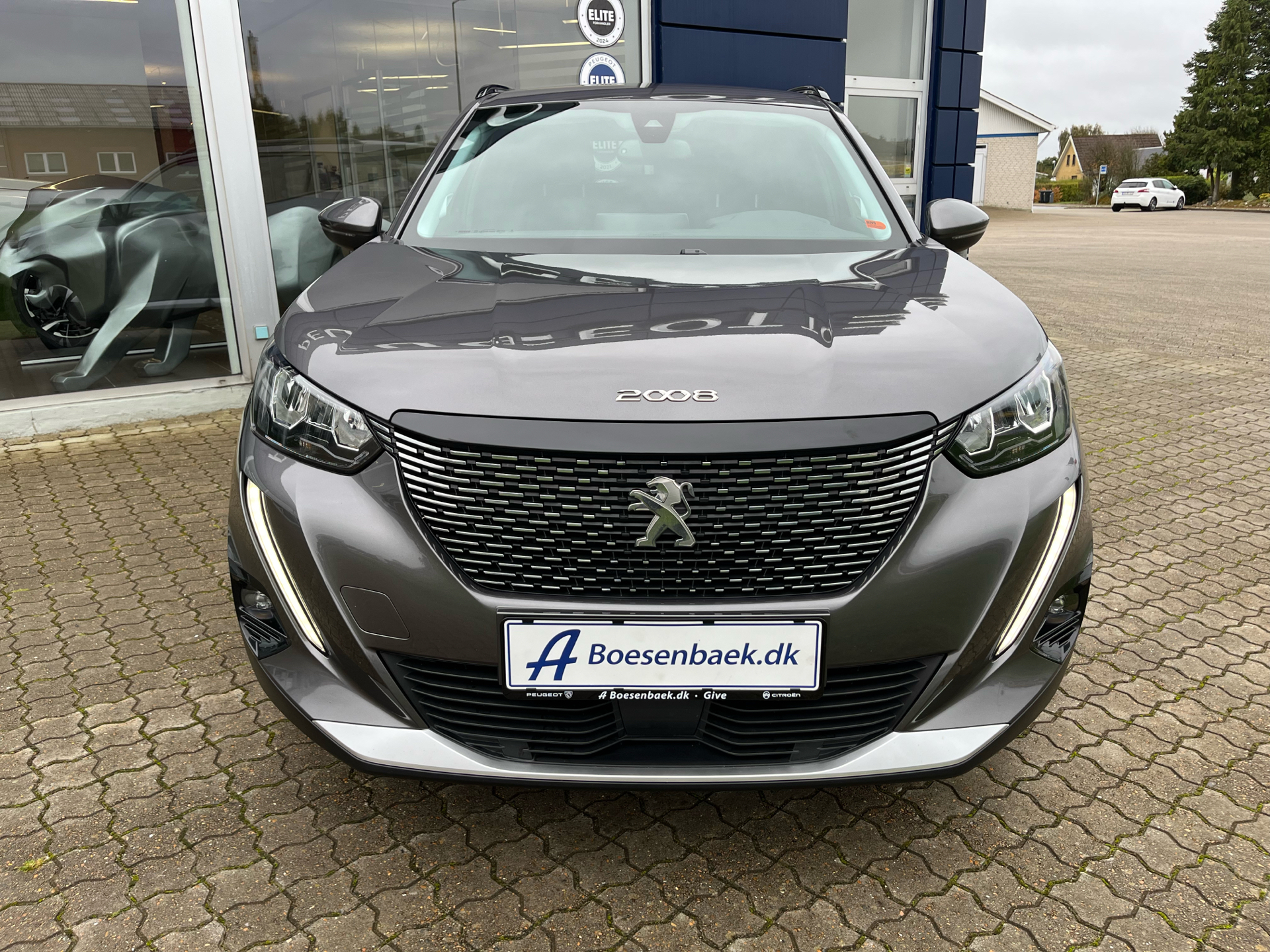 Billede af Peugeot 2008 1,2 PureTech Allure Grand 130HK 5d