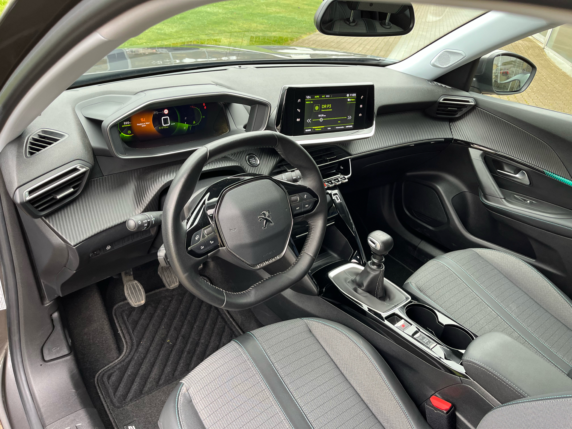 Billede af Peugeot 2008 1,2 PureTech Allure Grand 130HK 5d