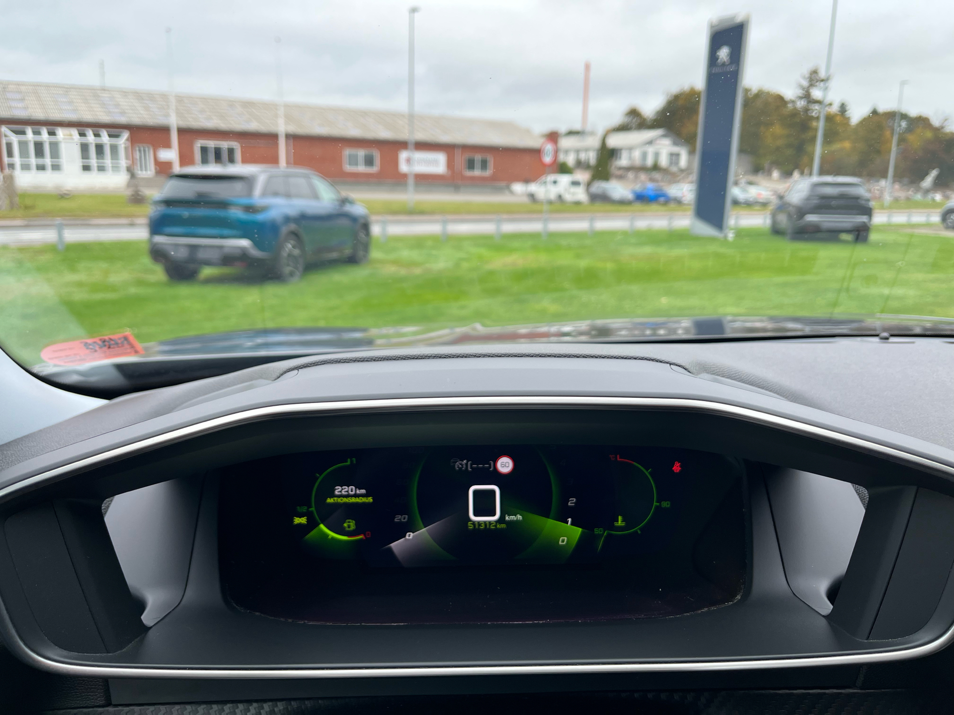 Billede af Peugeot 2008 1,2 PureTech Allure Grand 130HK 5d