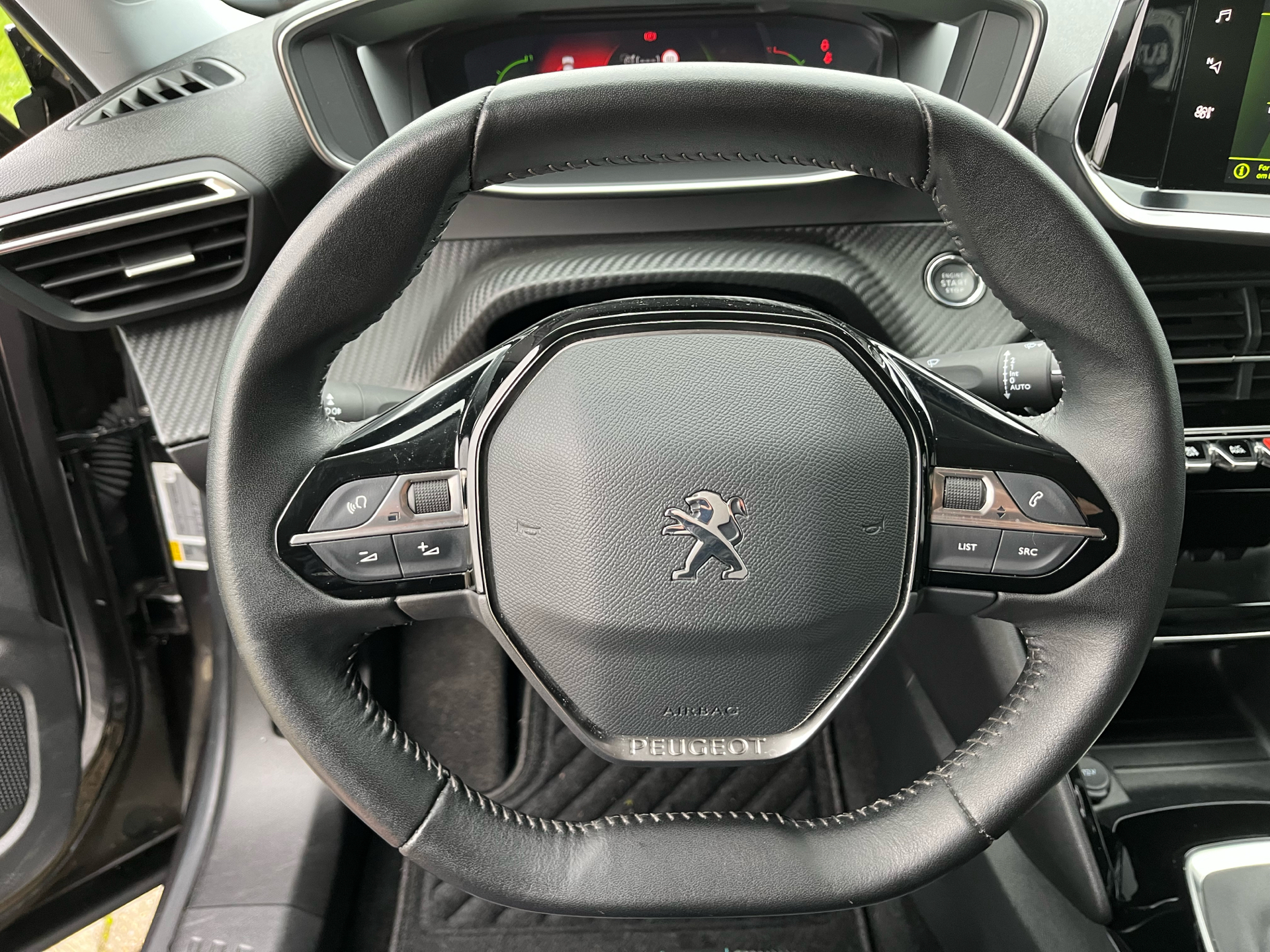 Billede af Peugeot 2008 1,2 PureTech Allure Grand 130HK 5d