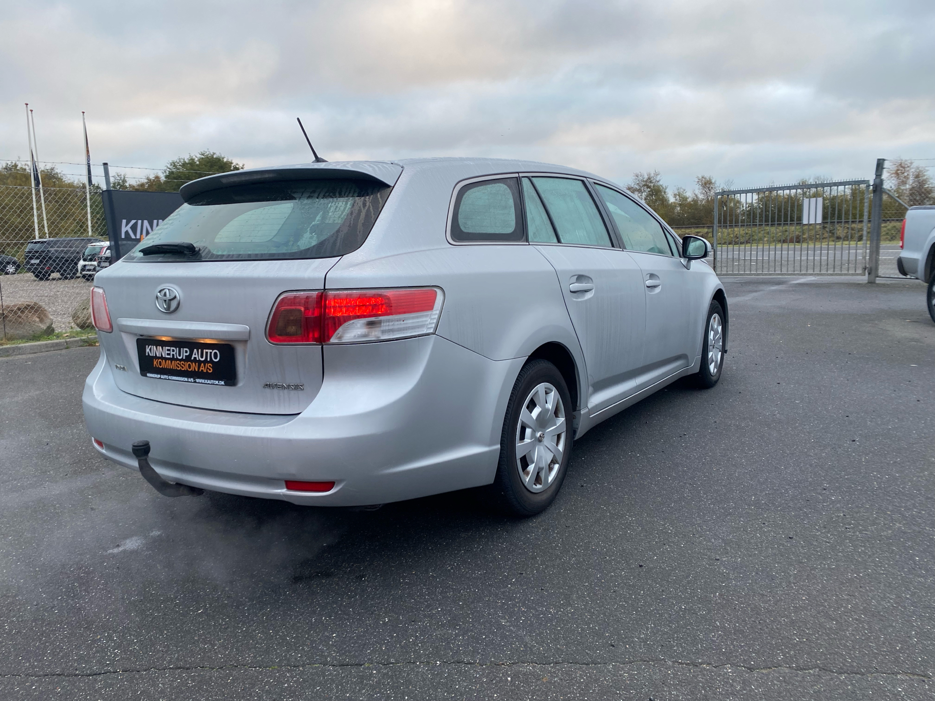 Billede af Toyota Avensis 1,8 VVT-I T2 E-CVT 147HK Stc 6g Aut.