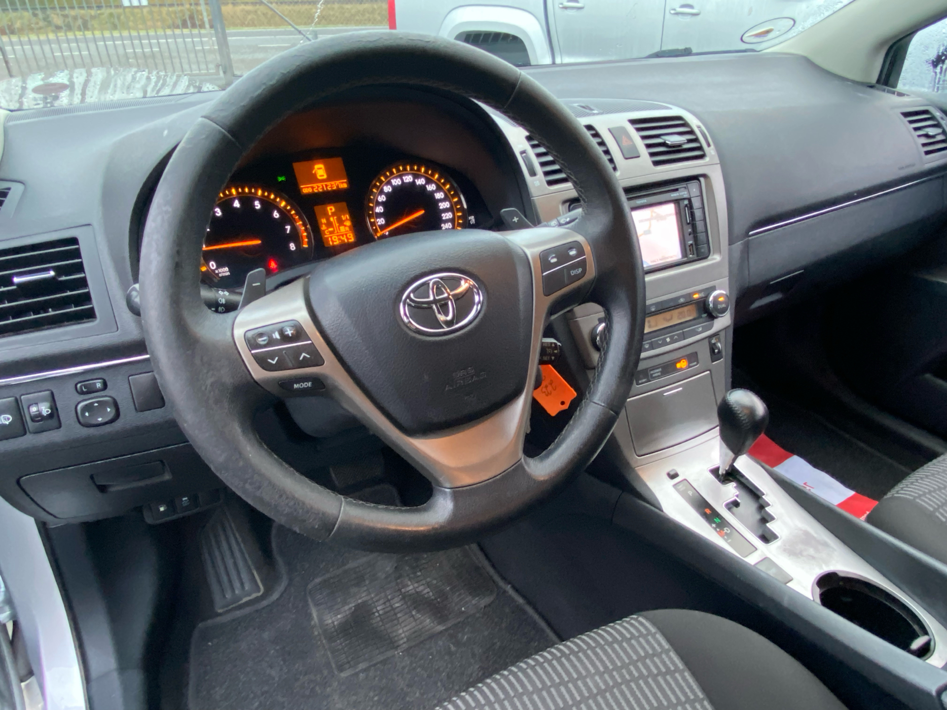 Billede af Toyota Avensis 1,8 VVT-I T2 E-CVT 147HK Stc 6g Aut.