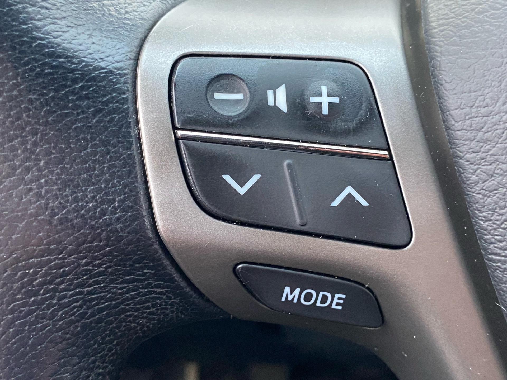 Billede af Toyota Avensis 1,8 VVT-I T1 147HK Stc 6g