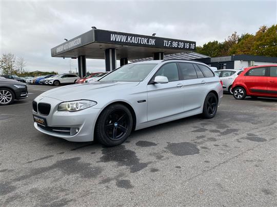 BMW 520d Touring 2,0 D Steptronic 184HK Stc 8g Aut.