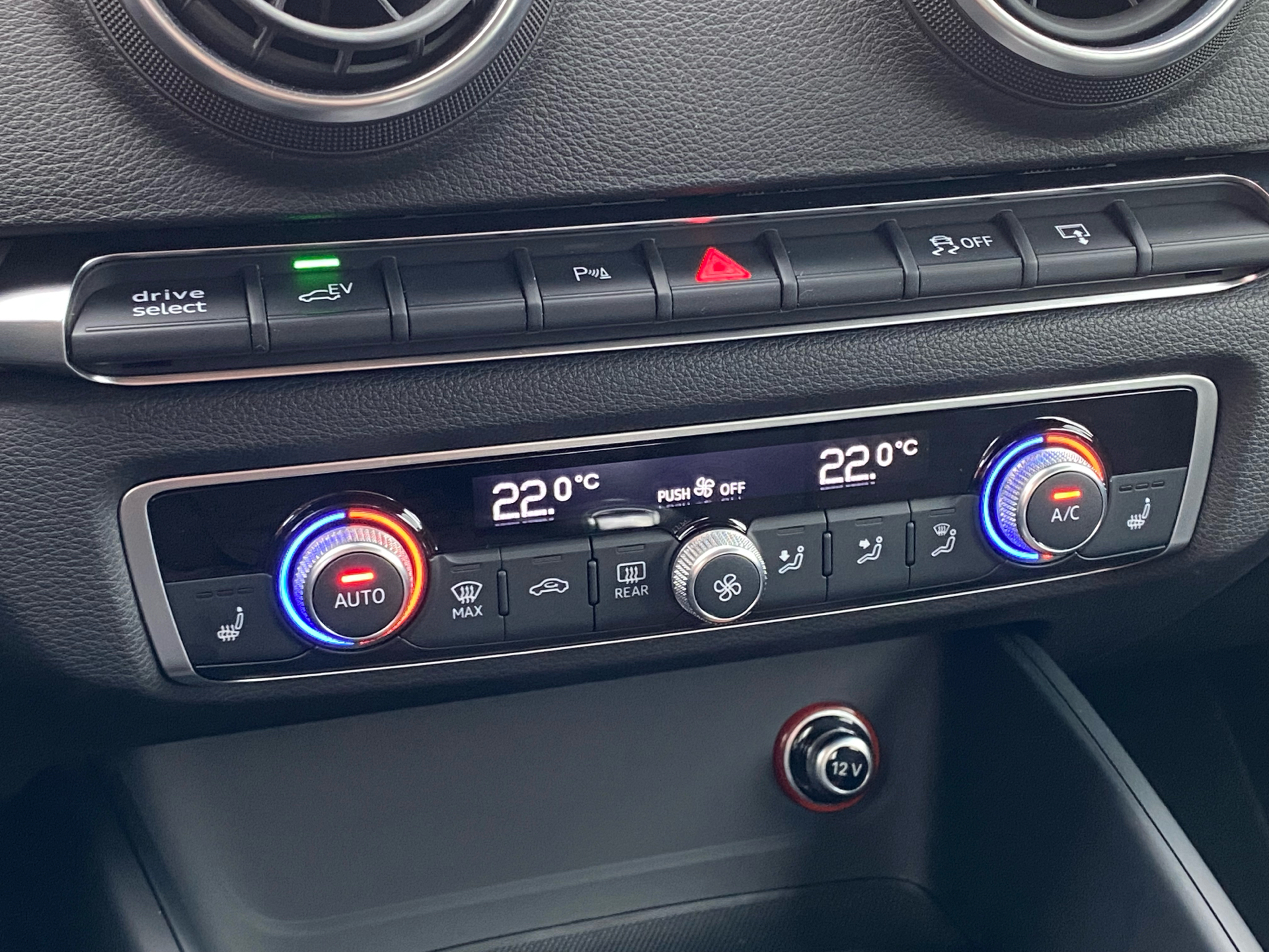 Billede af Audi A3 Sportback 1,4 E-tron  Plugin-hybrid Attraction S Tronic 204HK 5d 6g Aut.