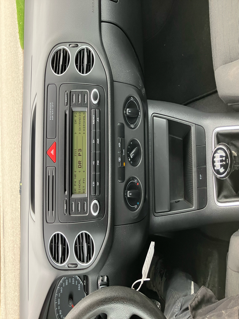 Billede af VW Golf Plus 1,6 16V FSI Trendline 115HK 6g
