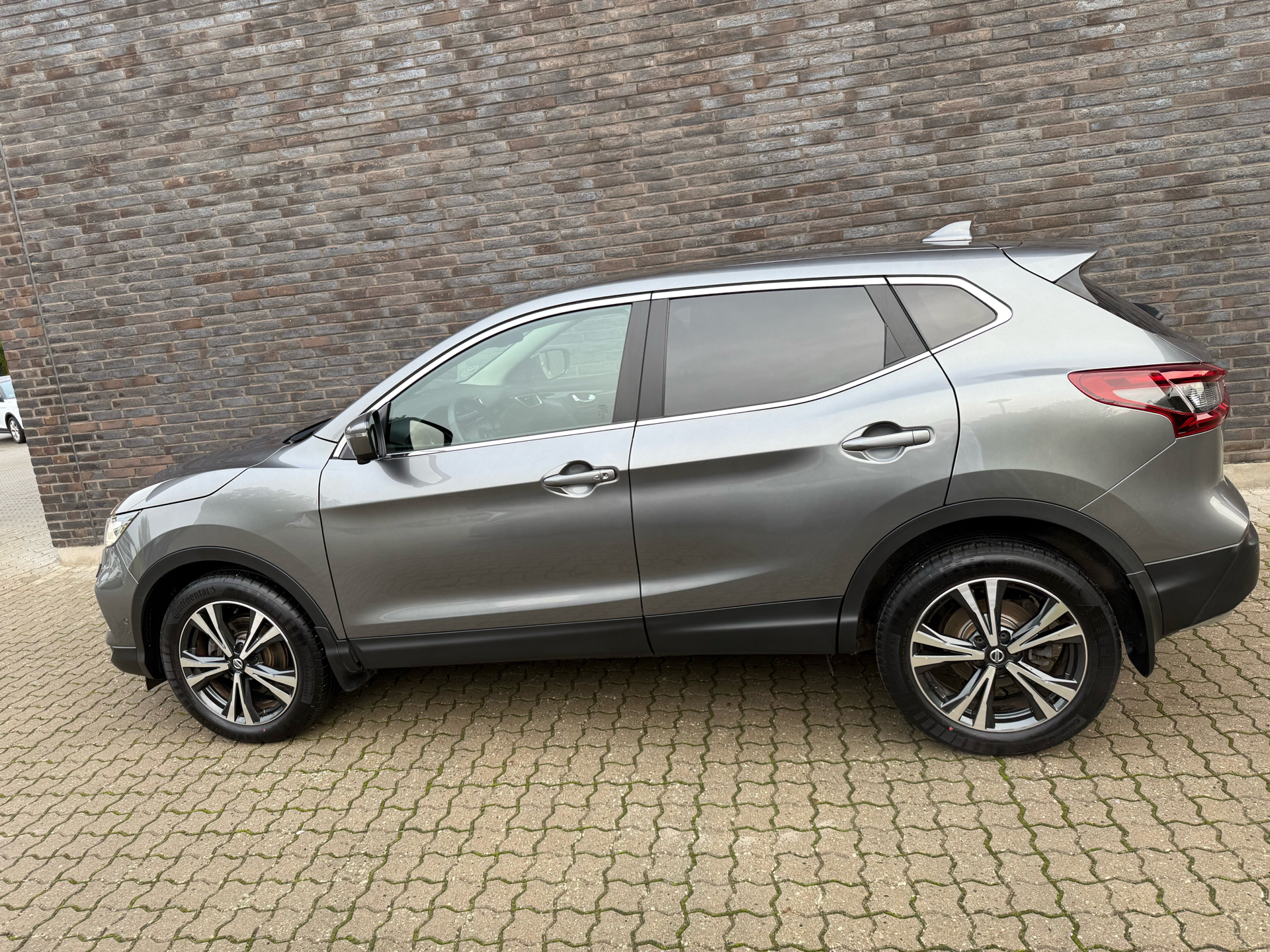 Billede af Nissan Qashqai 1,3 DIG-T N-Connecta ProPilot DCT 160HK 5d Aut. 